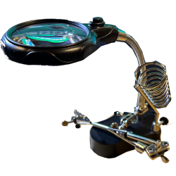 Hj�lpende h�nd med lup, lys og loddekolbeholder  