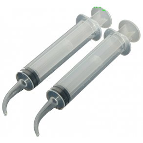 Engangssprjte med buet spids.