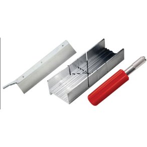 Skrekasse med sav m. 54 tnder